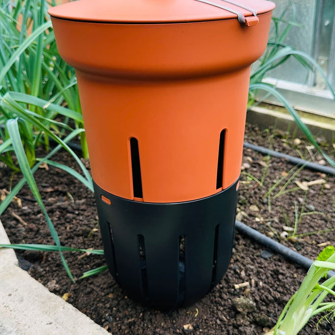 Plastia In-Ground Terracotta Worm Farm with Voucher for Worms