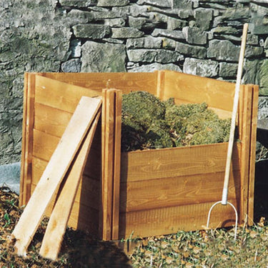 Wooden 480 Litre Modular Compost Bin | In Situ Shot
