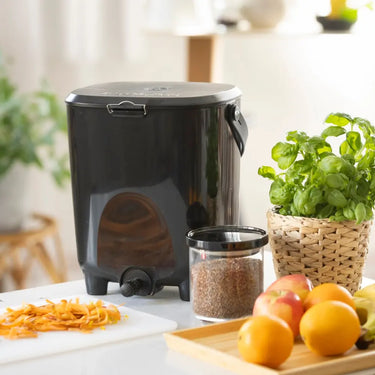 Biolan Black Bokashi Bin with 1kg Bokashi