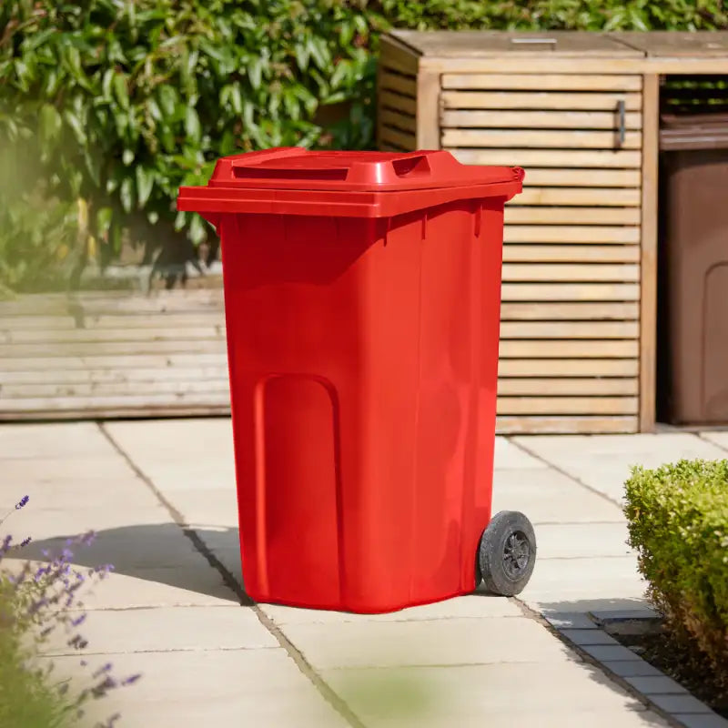 red recycle bin