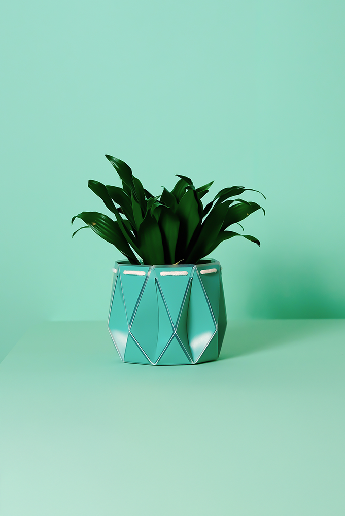 Self-Watering 11cm White POTR Pot